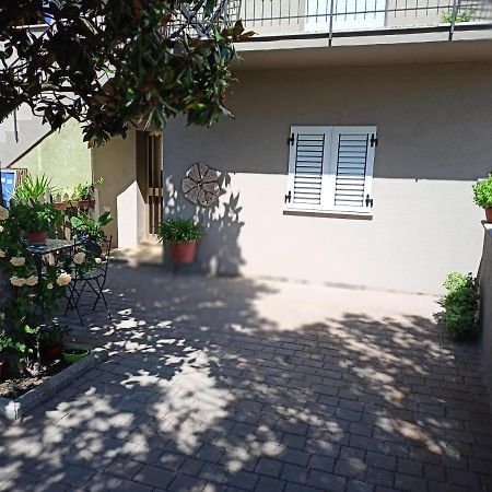 Marco - Camere Con Bagno Privato Vicino Al Centro Foligno Zewnętrze zdjęcie