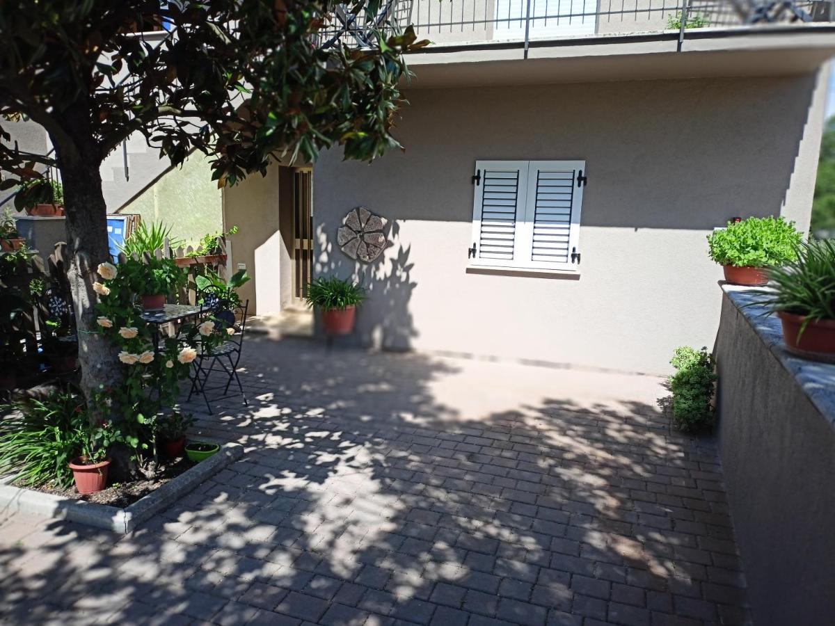 Marco - Camere Con Bagno Privato Vicino Al Centro Foligno Zewnętrze zdjęcie