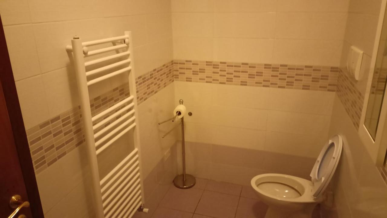 Marco - Camere Con Bagno Privato Vicino Al Centro Foligno Zewnętrze zdjęcie